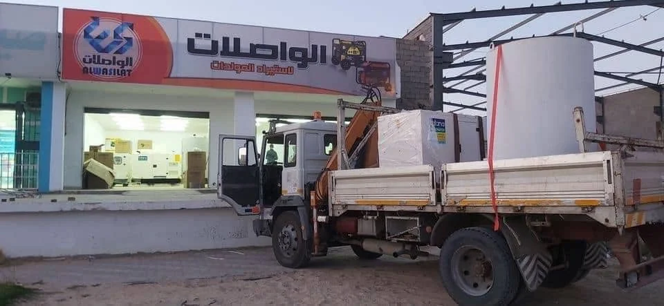 عمليات شحن المولدات للعملاء في طرابلس